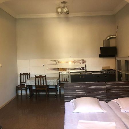 Nini Mari Guest House Kobuleti Extérieur photo