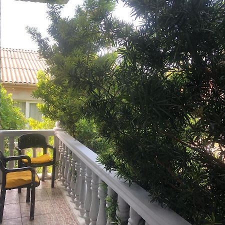 Nini Mari Guest House Kobuleti Extérieur photo