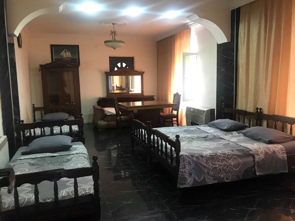 Nini Mari Guest House Kobuleti Extérieur photo