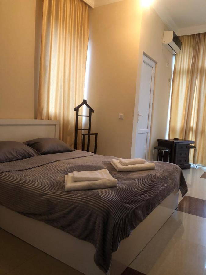 Nini Mari Guest House Kobuleti Extérieur photo